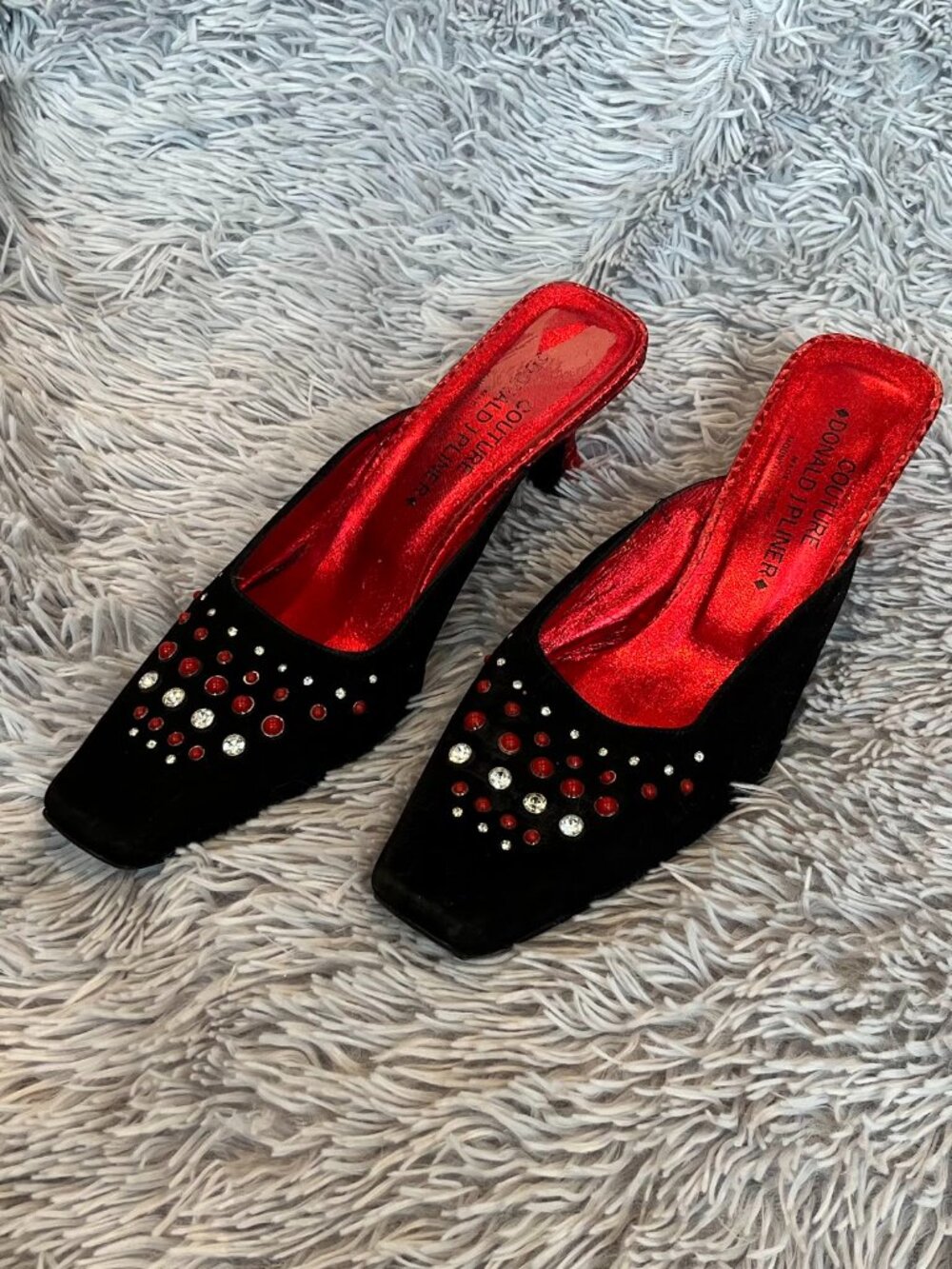 Donal Pliner Mules